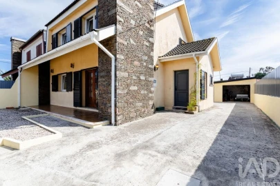 Moradia T4 para Venda em Pardilho