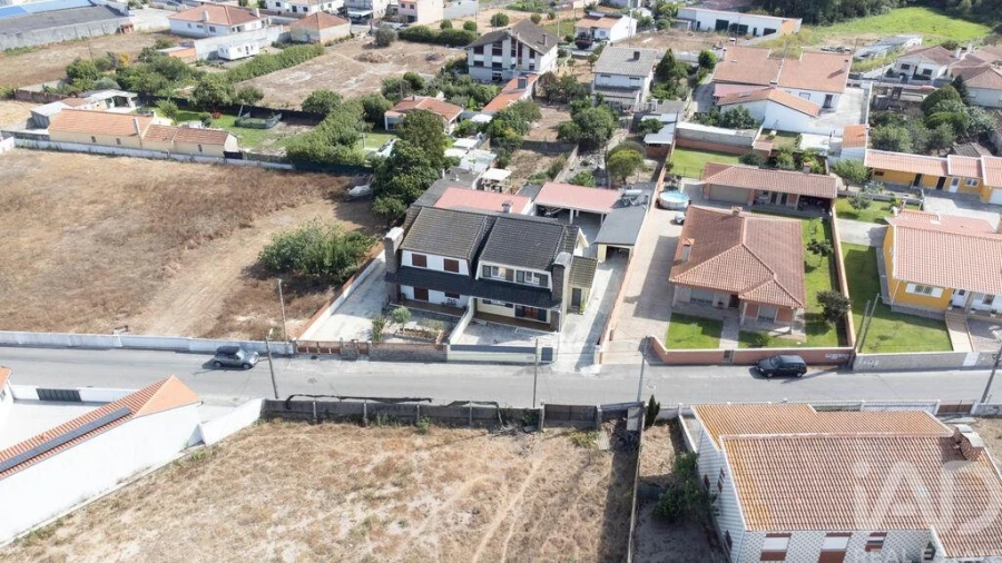 Moradia T4 para Venda em Pardilho Foto 4