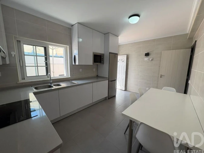 Moradia T2 para Venda em Vila Nova de Cacela Foto 7