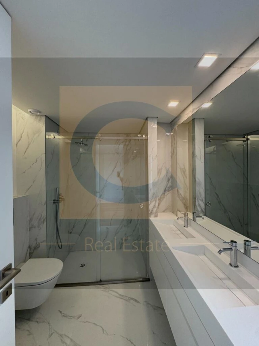 Apartamento T4 para Venda em Aldoar, Foz do Douro e Nevogilde Foto 17