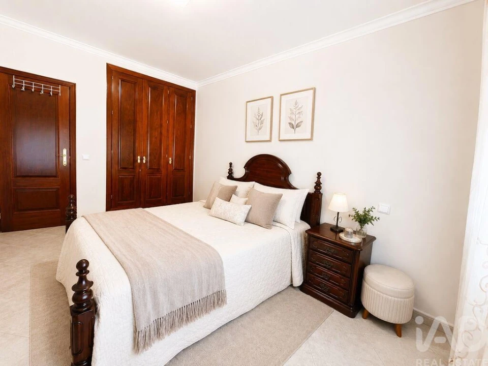 Apartamento T2 para Venda em São Brás de Alportel Foto 6