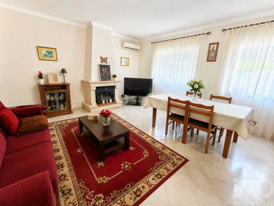 Apartamento T2 para Venda em São Brás de Alportel Foto 3
