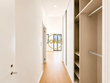 Apartamento T3 para Venda em Campanhã