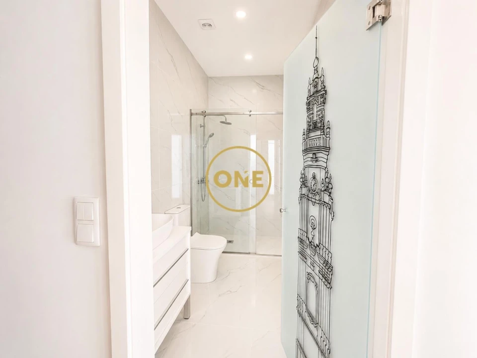 Apartamento T3 para Venda em Campanhã Foto 4