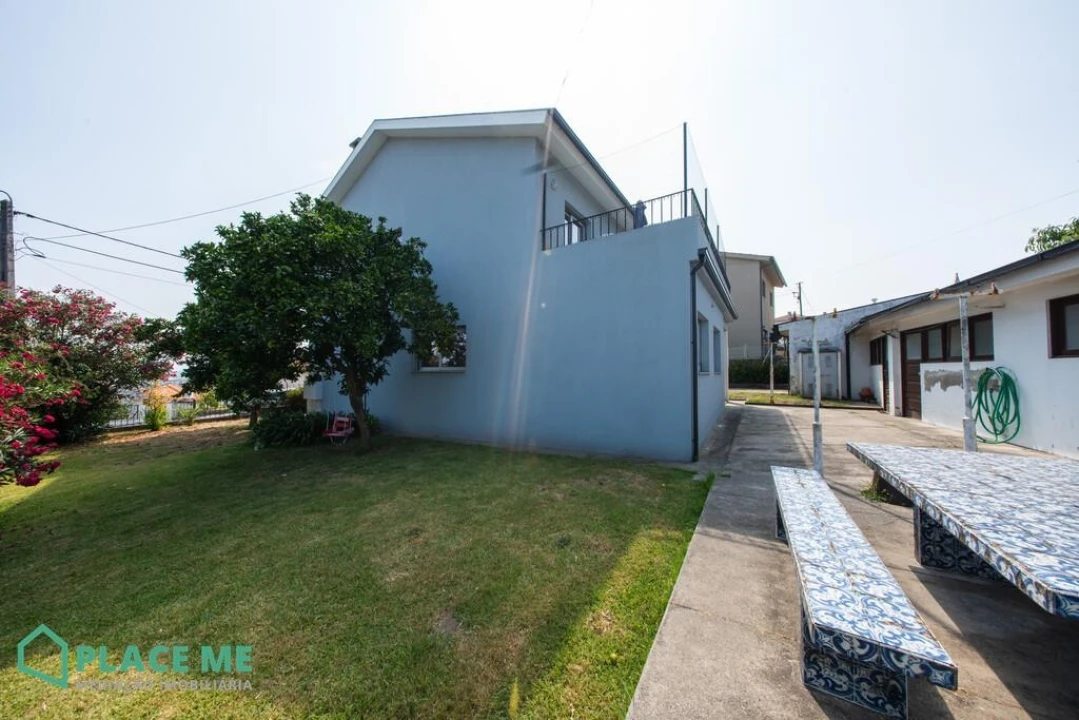 Moradia T4 para Venda em Palmeira Foto 15
