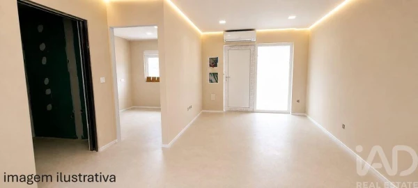 Moradia T2 para Venda em Barcelinhos