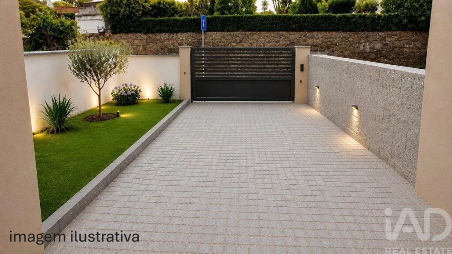 Moradia T2 para Venda em Barcelinhos Foto 2