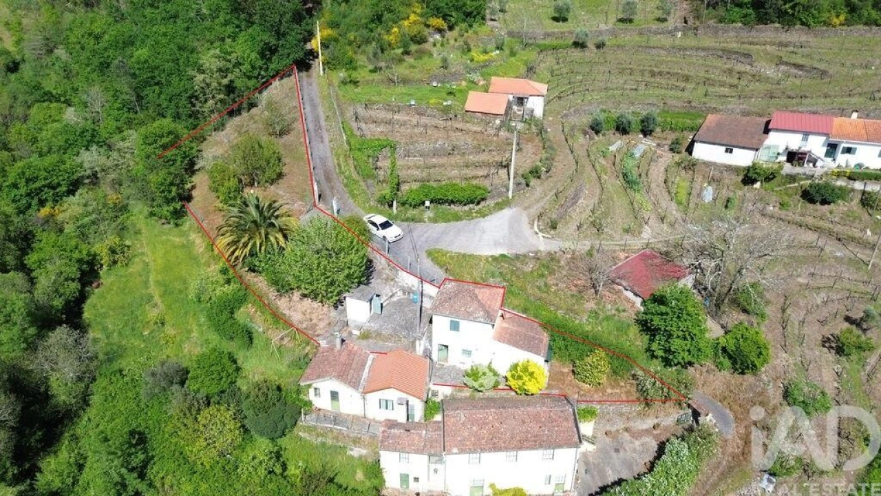Moradia T3 para Venda em Moura Morta e Vinhós Foto 2