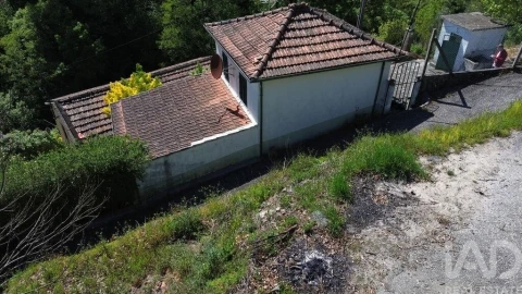 Moradia T3 para Venda em Moura Morta e Vinhós
