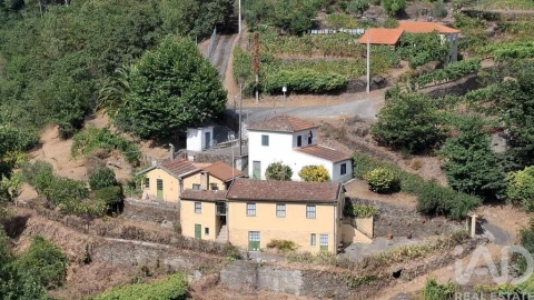 Moradia T3 para Venda em Moura Morta e Vinhós