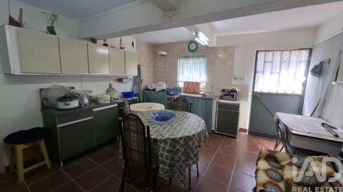 Moradia T3 para Venda em Moura Morta e Vinhós