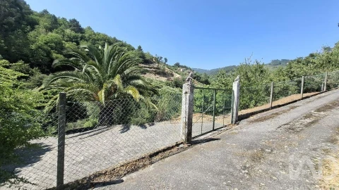 Moradia T3 para Venda em Moura Morta e Vinhós