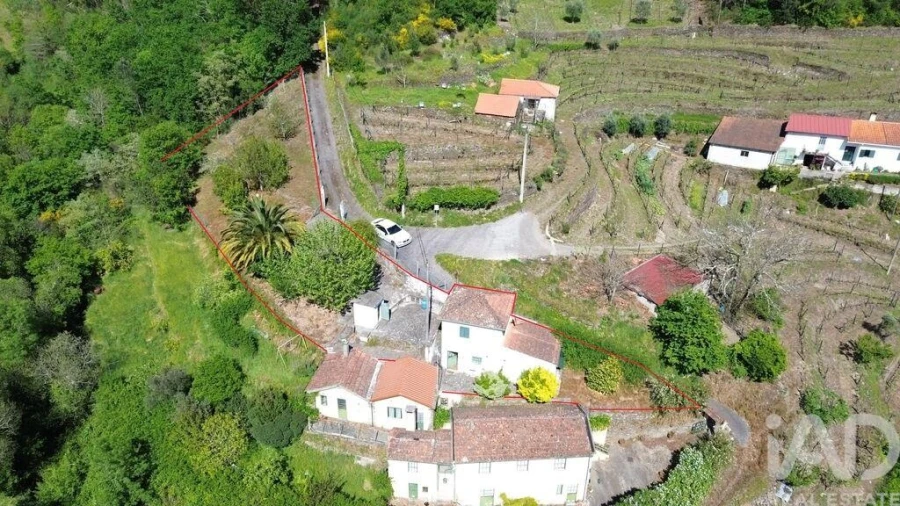 Moradia T3 para Venda em Moura Morta e Vinhós Foto 2