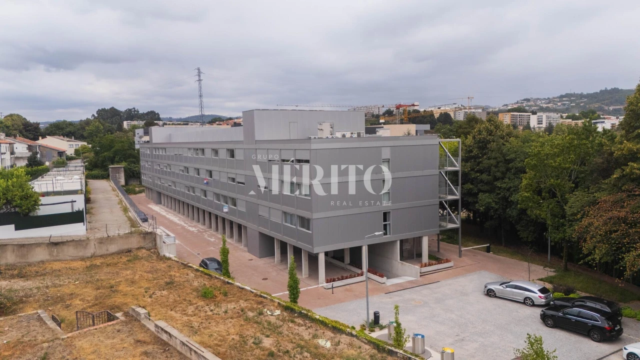 Apartamento T1 para Venda em Azurem Foto 7
