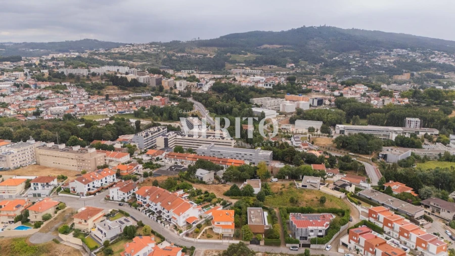 Apartamento T1 para Venda em Azurem Foto 3