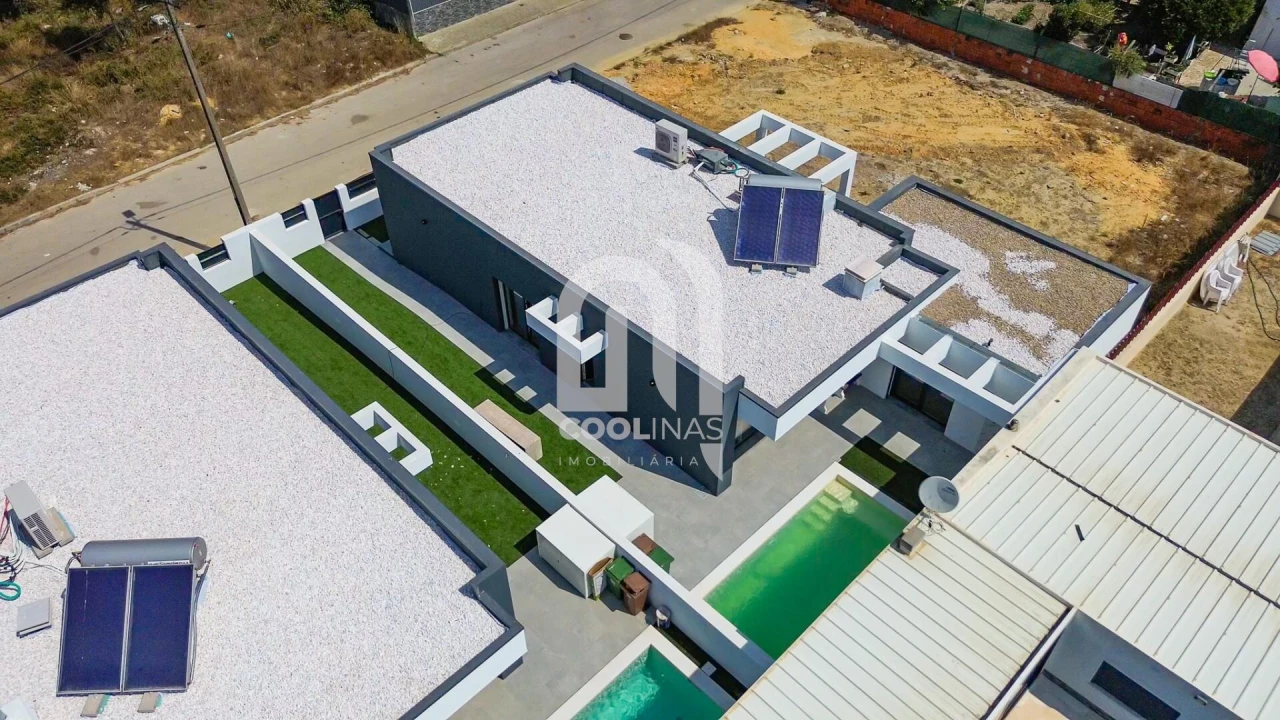 Moradia T3 para Venda em Fernao Ferro Foto 63