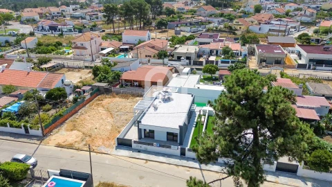 Moradia T3 para Venda em Fernao Ferro