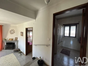 Moradia T5 para Venda em Côja e Barril de Alva