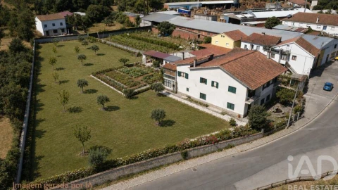 Moradia T5 para Venda em Côja e Barril de Alva