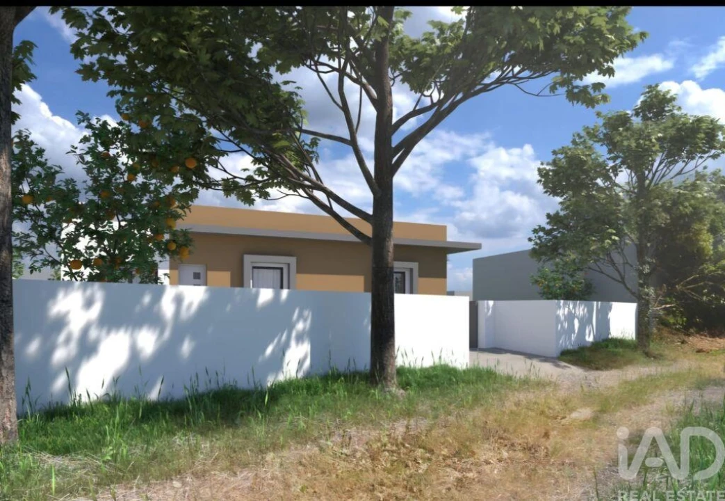 Moradia T3 para Venda em Salir de Matos Foto 3