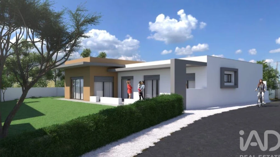 Moradia T3 para Venda em Salir de Matos