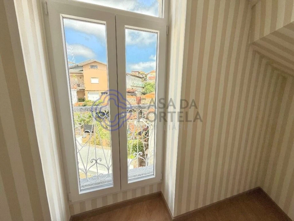 Moradia T3 para Venda em Lorvão Foto 13