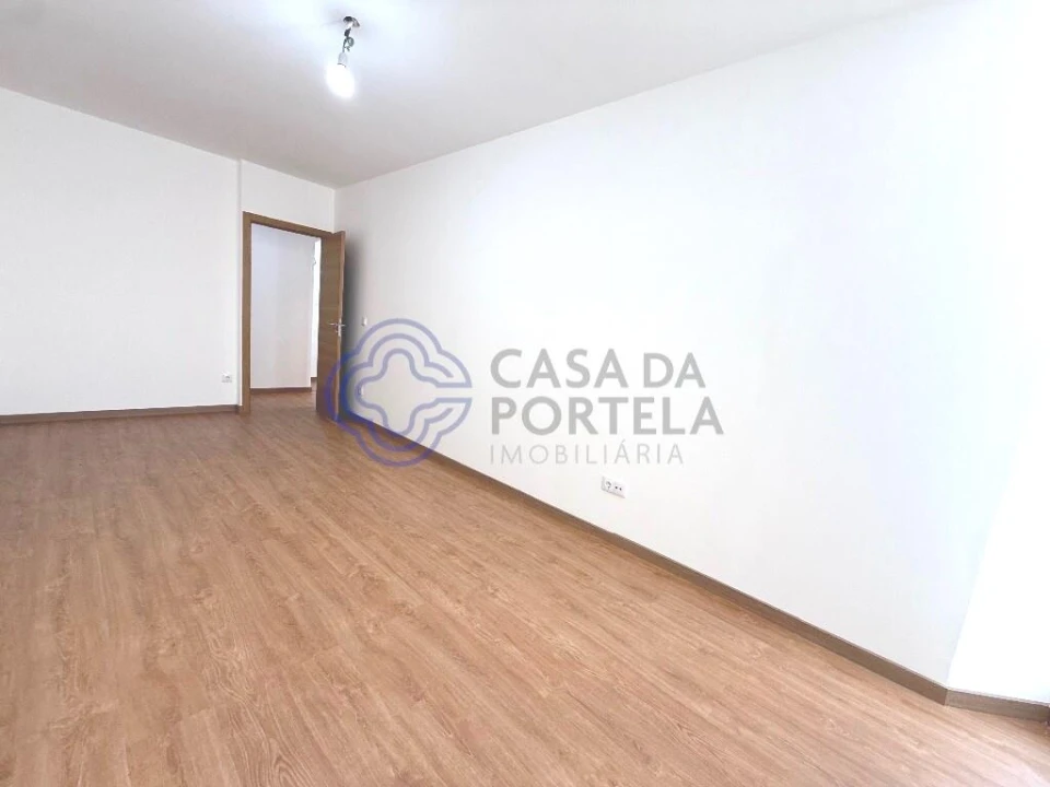 Moradia T3 para Venda em Lorvão Foto 21