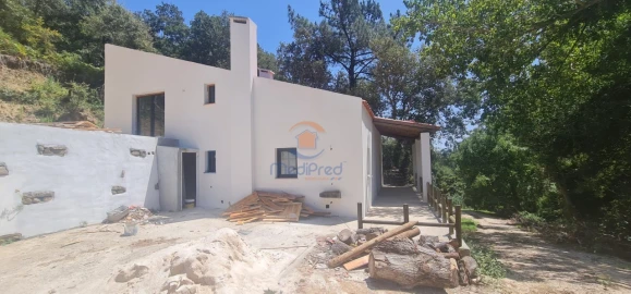 Moradia T2 para Venda em Aldeia Galega da Merceana e Aldeia Gavinha