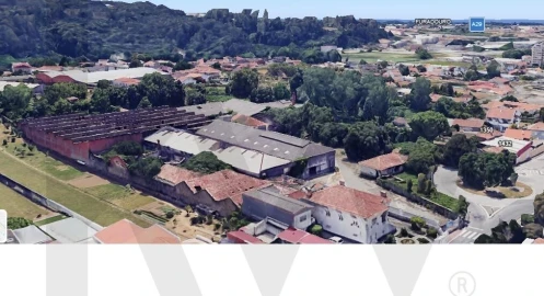 Armazém para Venda em Santa Maria de Lamas