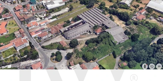 Armazém para Venda em Santa Maria de Lamas