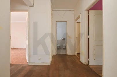Apartamento T2 para Venda em Massamá e Monte Abraão