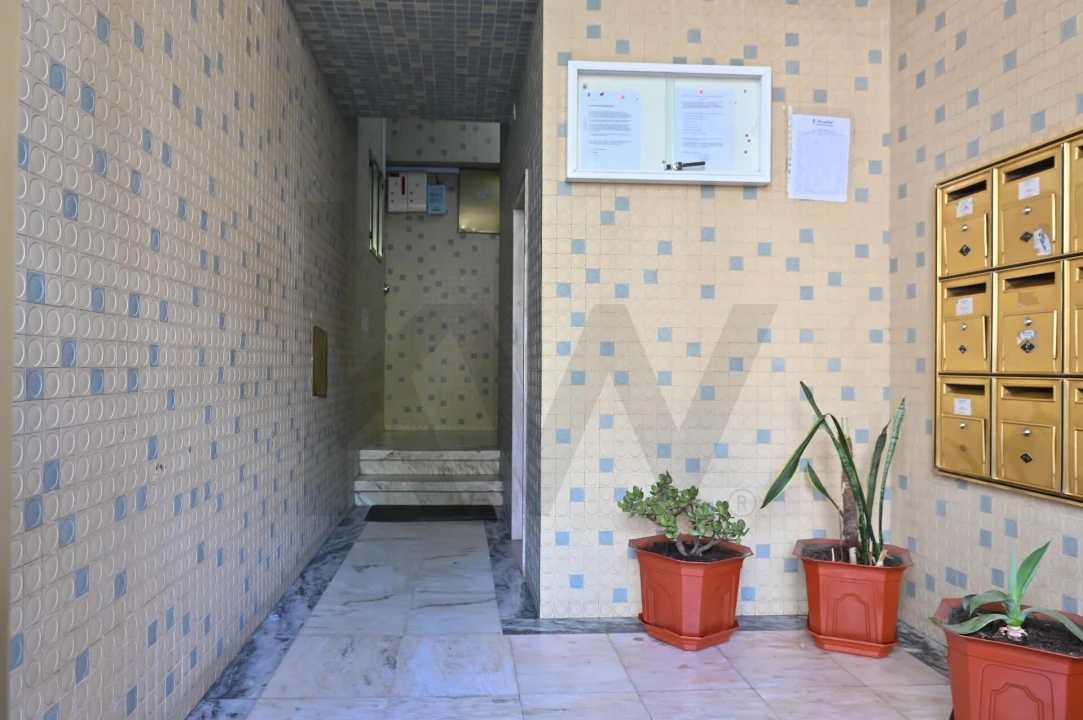 Apartamento T2 para Venda em Massamá e Monte Abraão Foto 19