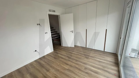 Moradia T3 para Venda em Fernao Ferro