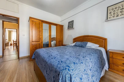 Apartamento T2 para Venda em Benfica