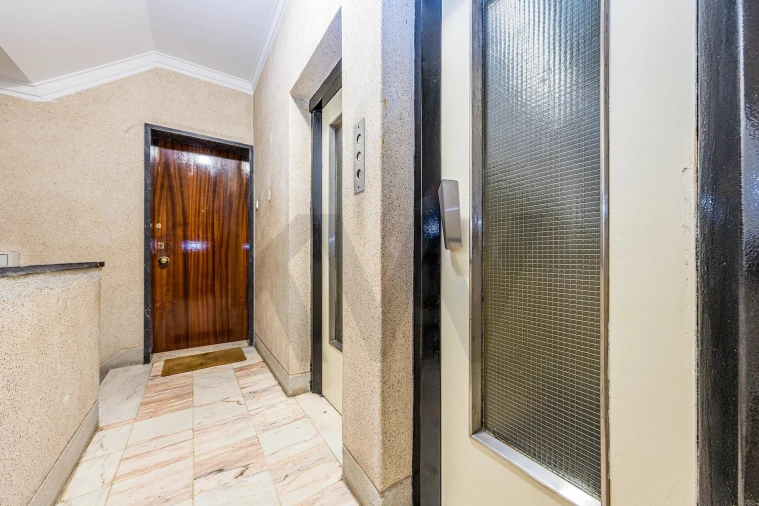 Apartamento T2 para Venda em Benfica Foto 22