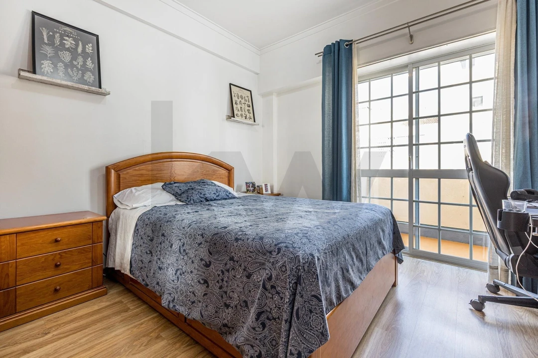 Apartamento T2 para Venda em Benfica Foto 15