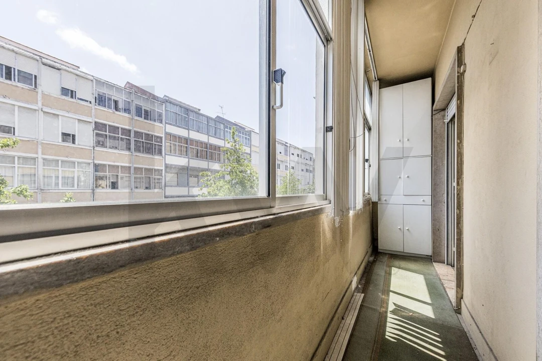 Apartamento T2 para Arrendamento em Alfragide Foto 9