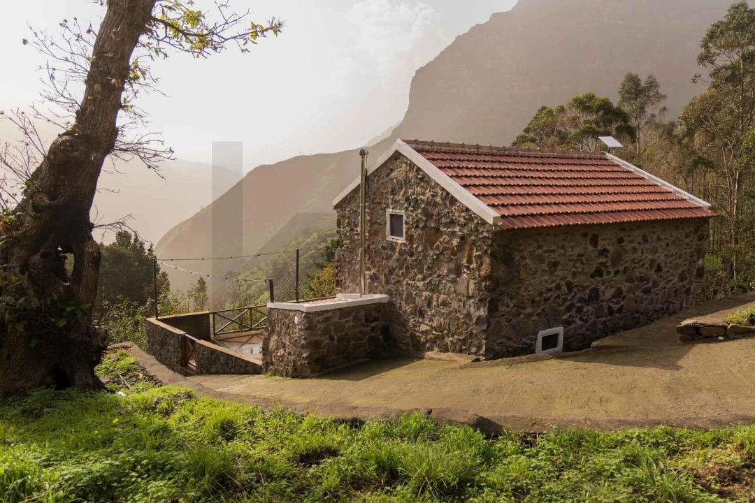 Moradia T2 para Venda em Serra de Agua Foto 64