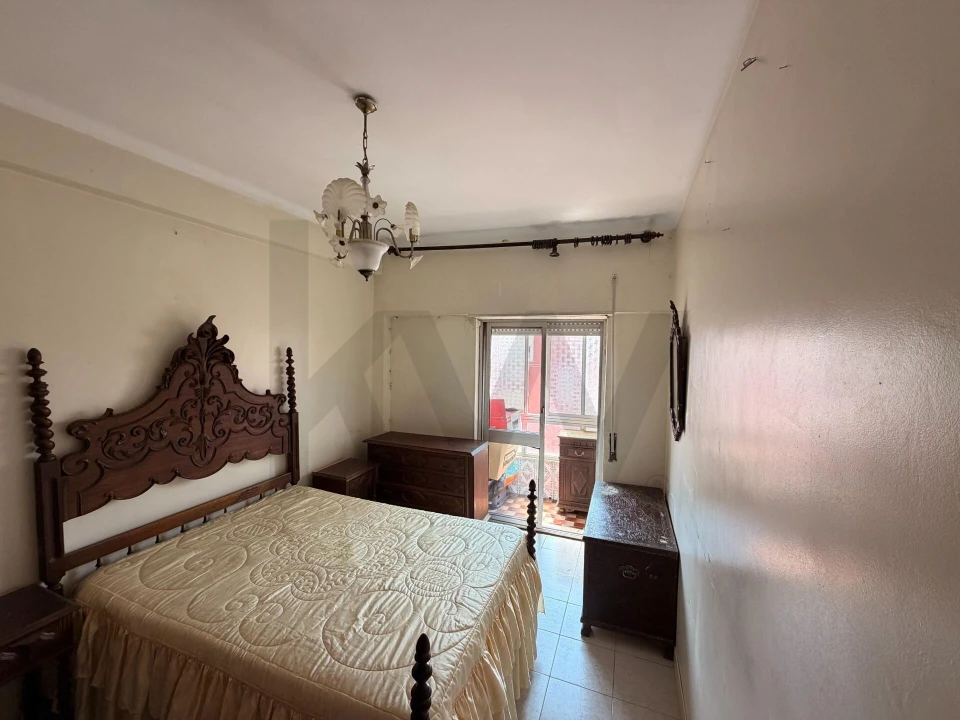 Apartamento T2 para Venda em Baixa da Banheira e Vale da Amoreira Foto 1