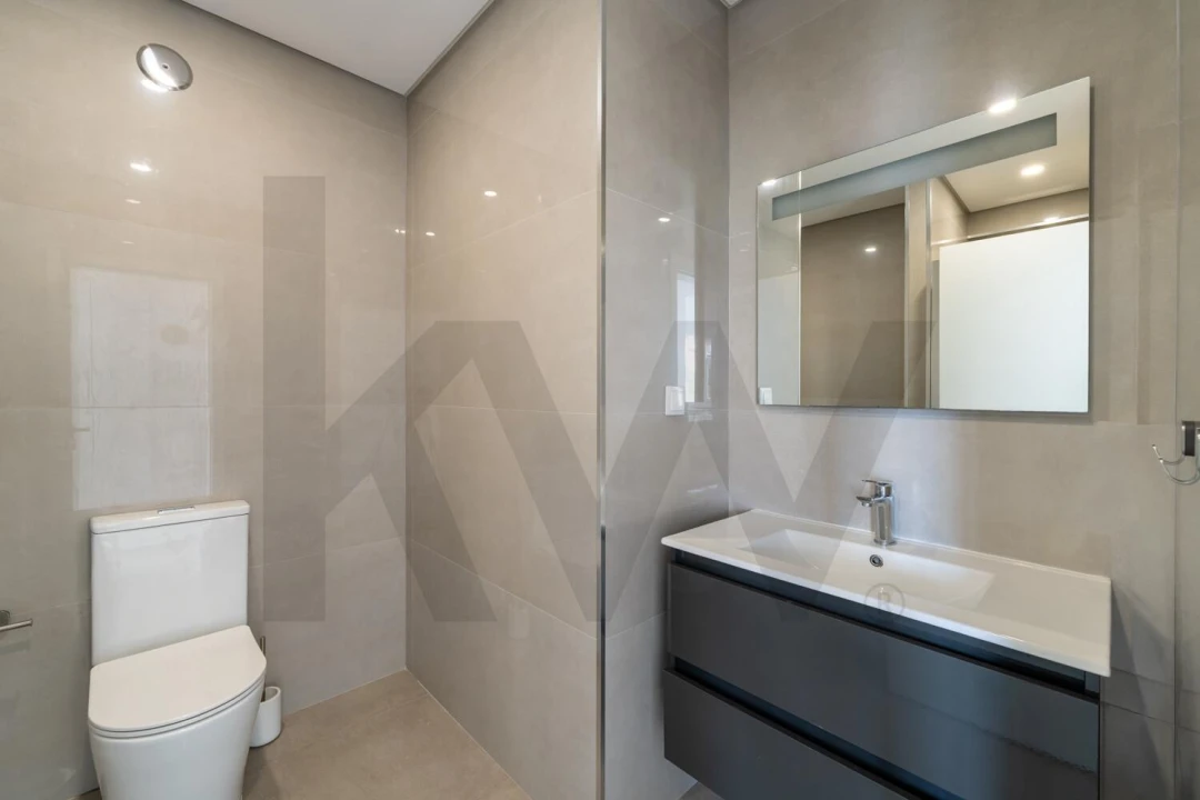 Apartamento T2 para Venda em São Vicente Foto 15