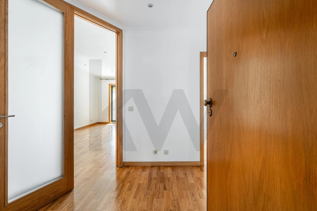 Apartamento T2 para Arrendamento em São Mamede de Infesta e Senhora da Hora Foto 9