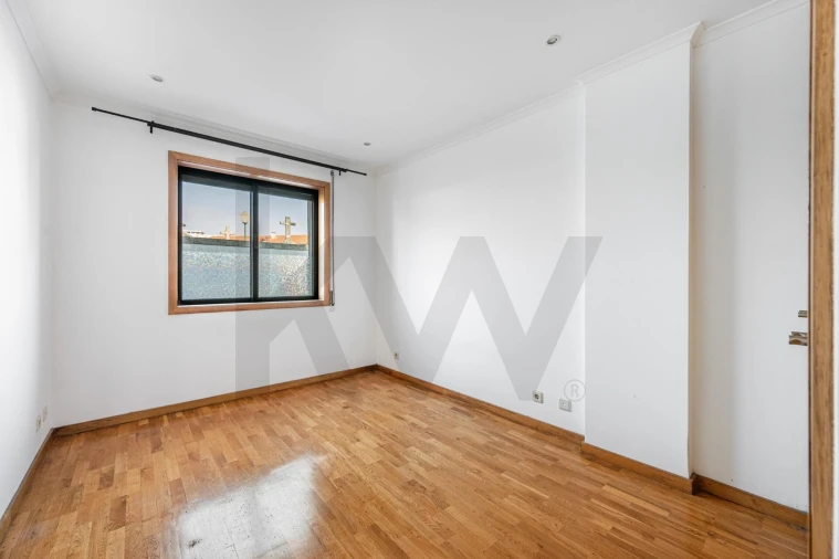 Apartamento T2 para Arrendamento em São Mamede de Infesta e Senhora da Hora Foto 4
