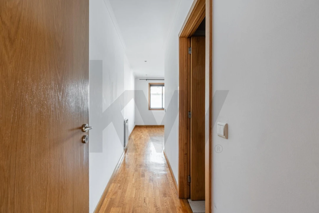 Apartamento T2 para Arrendamento em São Mamede de Infesta e Senhora da Hora Foto 23