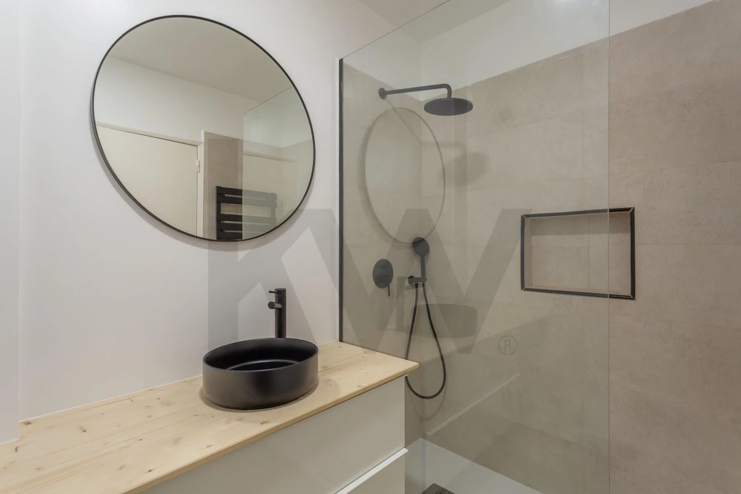 Apartamento T4 para Arrendamento em Algés, Linda-A-Velha e Cruz Quebrada-Dafundo Foto 25