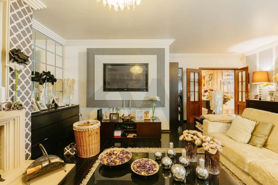 Apartamento T2 para Arrendamento em Carnide Foto 10