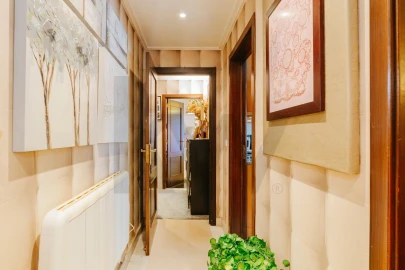 Apartamento T2 para Arrendamento em Carnide