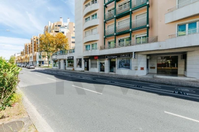 Apartamento T2 para Arrendamento em Carnide