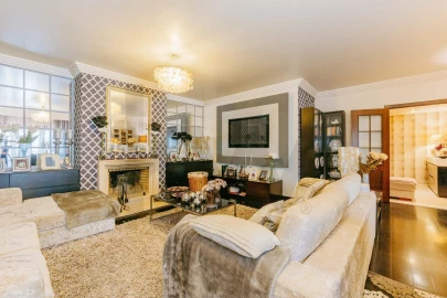 Apartamento T2 para Arrendamento em Carnide