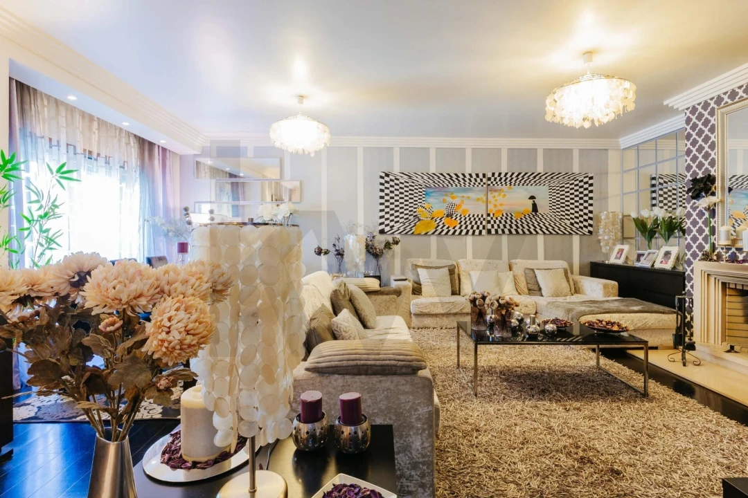 Apartamento T2 para Arrendamento em Carnide Foto 6