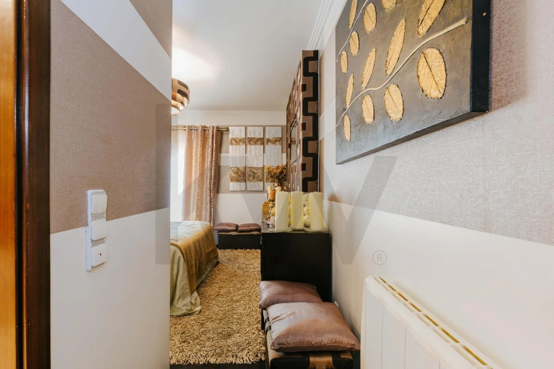 Apartamento T2 para Arrendamento em Carnide Foto 31